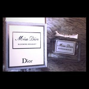 Miss Dior Blooming Bouquet travel size